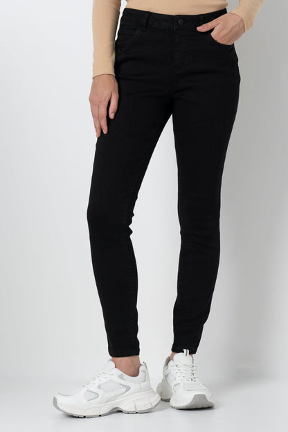 Rf01 Mid Rise Skinny Jean Black