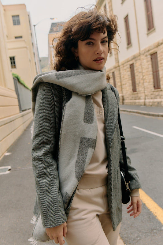 Scarf Grey