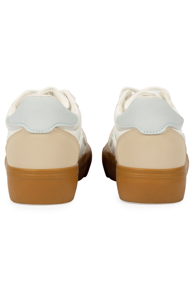 Court Sneaker Light Blue